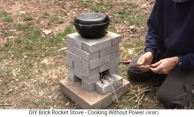 El proceso de cocci�n: se
                introducen siempre m�s palos de madera