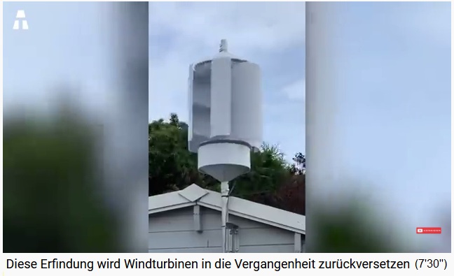 Kleine Windturbine am Dachgiebel