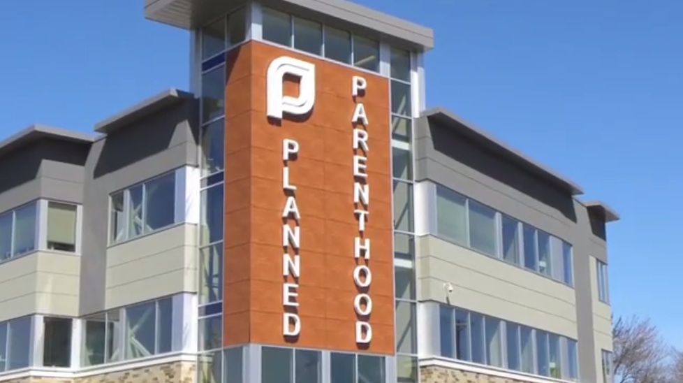 the Planned Parenthood
                  building in St. Paul in Minneapolis (Minnesota)