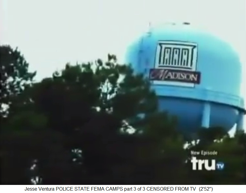 Madison
                  (Georgia): Ein Wassertank als Ortsschild
                  "Madison"