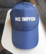 Kappe
                  markiert mit NIE IMPFEN