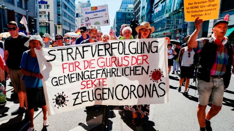 Transparent: Die
                Corona-Terroristen Merkel+Spahn sind Zeugen Coronas