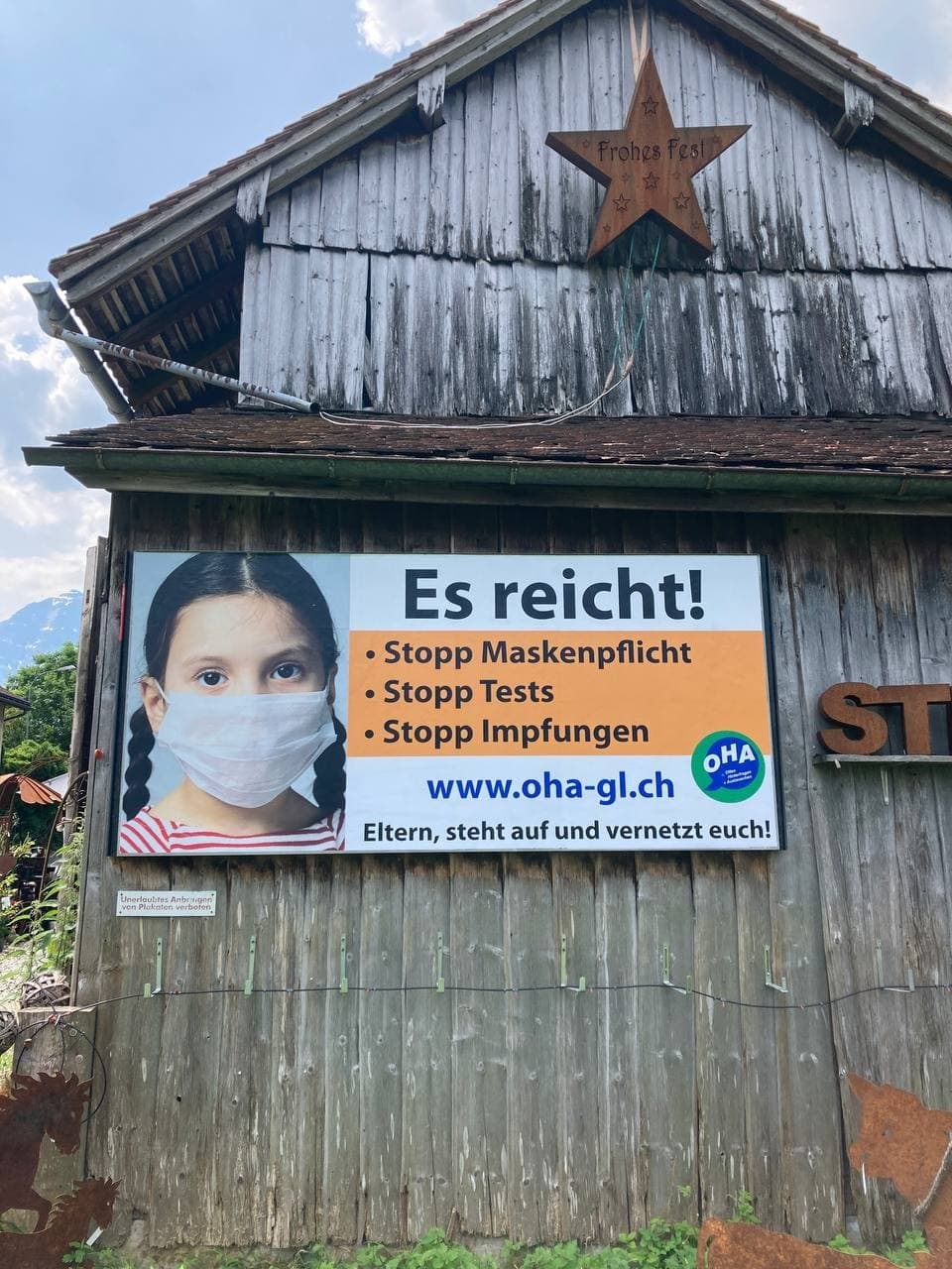 CH 18.6.2021: Widerstand in der Schweiz gegen
                    den oberkriminellen Bundesrat mit Berset und
                    Sommaruga und Palmerin etc.
                    https://t.me/uncut_news/28698 Es reicht! -- Stopp
                    Maskenpflicht -- Stopp Tests -- Stopp Impfungen
                    www.oha-gl.ch Eltern, steht auf und vernetzt euch!