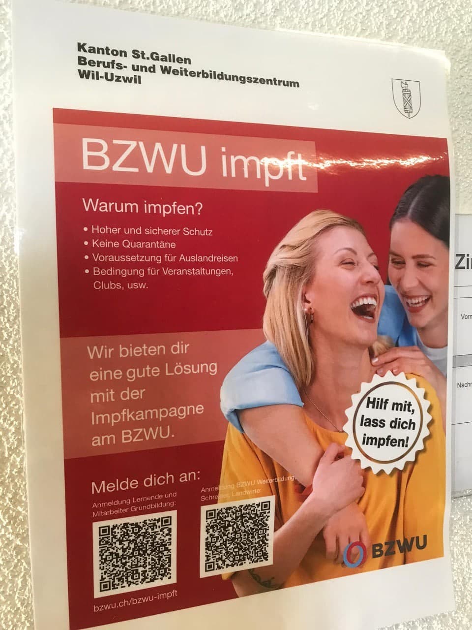 GEnimpfwerbung Kanton
                    St. Gallen 7.9.2021: T�dliche GENimpfplakate