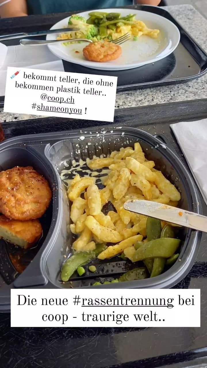 Diskriminierung von gesunden
                    UNgeimpften im Coop-Restaurant 16.9.2021: Echter
                    Teller und Plastikteller