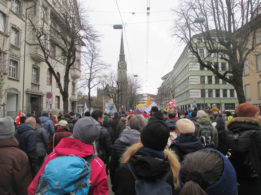 Manif. en Zurich 8-1-2022 02: calle
                  Stauffacher