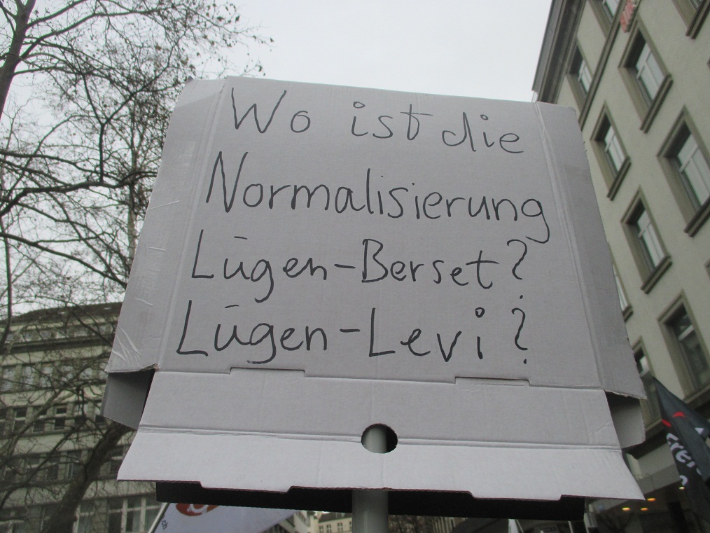 Demo
                  in Z�rich 8.1.2022 06: Wo ist die Normalisierung,
                  L�gen-Berset? L�gen-Levy?