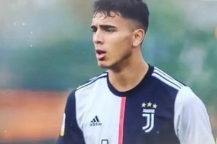 GENimpfschaden 2G-Fascho-Italien
                      19.1.2022: Juventus-Spieler Marco De Graca (19)
                      GENgeimpft hat Herzrhythmussst�rungen und bekommt
                      OP: Marco Da Graca: Vollst�ndig geimpfter
                      Juventus-St�rmer entwickelt Herzrhythmusst�rungen
                      und wird operiert