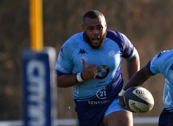 Verdacht GENimpfmord Chartres
                  (2G-Fascho-Frankreich) 2.3.2022: Rugby-Profi James
                  Theodore stirbt im Training mit Herzstillstand - mit
                  22 weg: Der franz�sische Rugby-Profi James Theodore
                  aus Chartres ist am 1.3.22 mit nur 22 Jahren beim
                  Training mit Herzstillstand kollabiert und verstorben.
                  (orig. Franz�sisch: Rugby/F�d�rale 1 - Drame au
                  C'Chartres Rugby : James Th�odore, un espoir
                  s'envole)