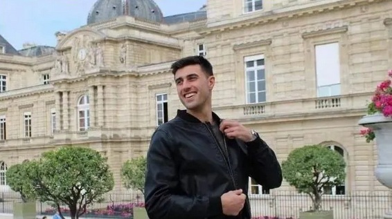 GENimpfmord
                  1G-Fascho-Italien 5.3.2022: Fussballer Alessandro
                  Grazioli ist mit Leuk�mie mit 26 weg: Fu�ballprofi
                  Alessandro Grazioli mit nur 26 Jahren an einer akuten
                  myeloischen Leuk�mie verstorben, die sich im Oktober
                  erstmals manifestierte. Meldung vom 4.3.22