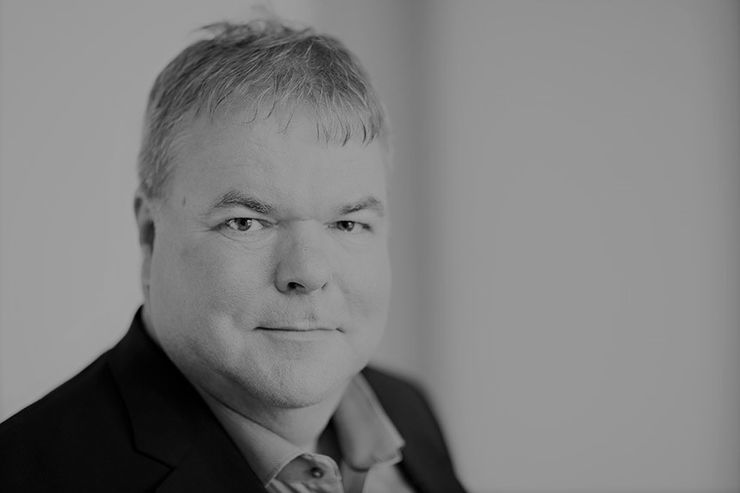 Verdacht GENmipfmord in Achim
                    (Region Bremen, 4R) am 18.3.2022: Gesch�ftsf�hrer
                    Henner Krug ist mit 56 "unerwartet
                    verstorben": AB trauert um Henner Krug