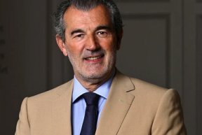 Verdacht GENimpfmord
                  1G-Fascho-Frankreich 12.3.2022: Immobilienboss Laurent
                  Vimont: Herzstillstand - mit 61 weg