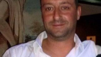Verdacht GENimpfmord Comezzano-Cizzago
                  (1G-Fascho-Italien) 13.3.2022: Ivano Faglia hat
                  Zusammenbruch am Arbeitsplatz - Spital - mit 44 weg