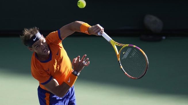 Verdacht
                    GENimpfschaden bei Nadal in Indian Wells
                    ("USA") 21.3.2022: Schmerz in der Brust -
                    Endspiel verloren - "als h�tte ich eine Nadel
                    in der Brust"