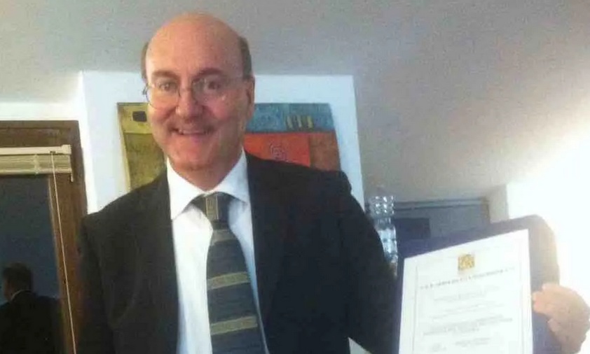 Verdacht GENimpfmord
                  in Rimini (1G-Fascho-Italien) 24.3.2022: Lehrer Lo
                  Conte stirbt in 1 Hotel - ist mit 57 weg (orig.
                  italiano: Rimini, prof. Lo Conte trovato morto in
                  albergo: malore improvviso, aveva 57 anni)