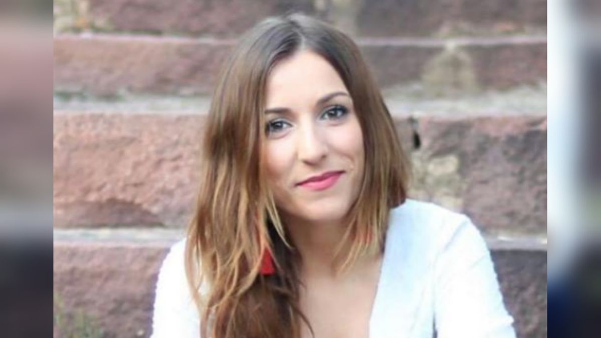 Verdacht GENimpfmord Spanien 24.3.2022:
                  S�ngerin Yolanda von der Gruppe Atuvera ist mit 32
                  weg: Muere "DE REPENTE" con s�lo 32 a�os,
                  Yolanda, cantante del grupo musical Atuvera. Hace s�lo
                  una semana estaba cantando subida a un escenario
                  (DEP)