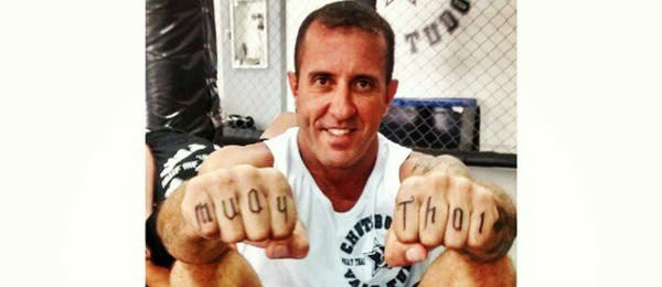 Verdacht GENimpfmord in Itaja� (Brasilien)
                  11.4.2022: Kickboxer Julio Cesar Pica-Pau:
                  Schlaganfall - tot mit 49: (orig. Portugiesisch: Morre
                  J�lio Cesar Pica-Pau, l�der da equipe Chute Boxe em
                  SC)