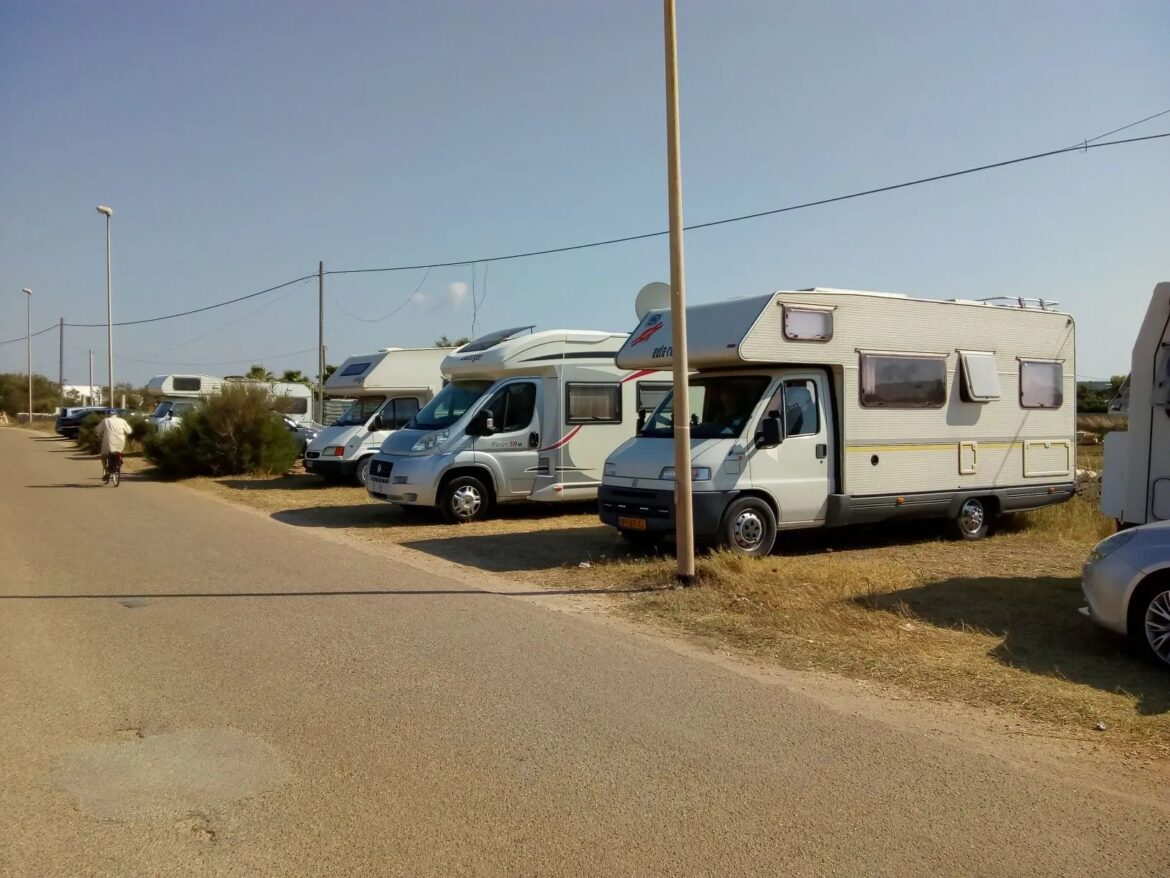 Verdacht
                GENimpfmord Specchiolla-Locorotondo (1G-Fascho-Italien)
                27.4.2022: Mann (52) wahrsch. GENgeimpft: antwortet
                nicht mehr auf Anrufe - im Camper tot aufgefunden:
                Specchiolla: 52-j�hriger Mann tot in seinem Camper
                gefunden - auch er Opfer eines pl�tzlichen medizinischen
                Notfalls. Meldung vom 27.4.22 (orig. italiano: Morto per
                un malore l'uomo trovato morto in un camper a
                Specchiolla - Mesagnesera.it)