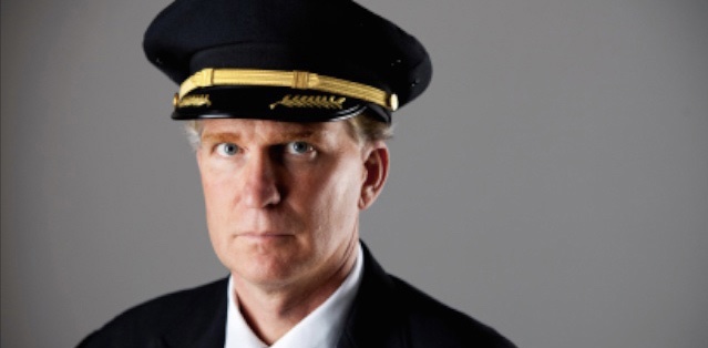 Piloten und Crews
                  "USA" am 1.5.2022: Viel mehr Notalarme seit
                  der 3. SCHLANGENGIFTimpfung: +12.400%: Former
                  commercial airline pilot says “Squawk 7700” emergency
                  alerts have risen 12,400 percent in age of COVID vax,
                  5G rollout