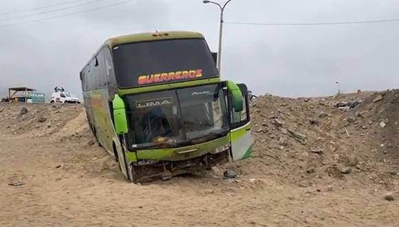 Verdacht
                      Vaccident in Anc�n (Region Lima - Fascho-Peru)
                      10.5.2022: Busfahrer macht
                      "Sonderman�ver" und landet auf Hoppelweg
                      - Frontteil weg, 8 Verletzte
