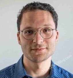 Verdacht
                                    SCHLANGENGIFTimpfmord NYC Brooklyn
                                    26.5.2022: David Reichman (32)
                                    �berlebt Halbmarathon nicht -
                                    Herzversagen an der Ziellinie: David
                                    Reichman – Brooklyn Half Marathon
                                    runner collapses, dies at finish
                                    line