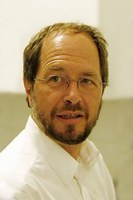 Verdacht GENimpfmord M�nchen
                  (4R) am 25.5.2022: Informatiker Dr. Heinrich Hussmann
                  von der LMU M�nchen: Herzinfarkt - mit tot: Professor
                  Heinrich Hu�mann verstorben