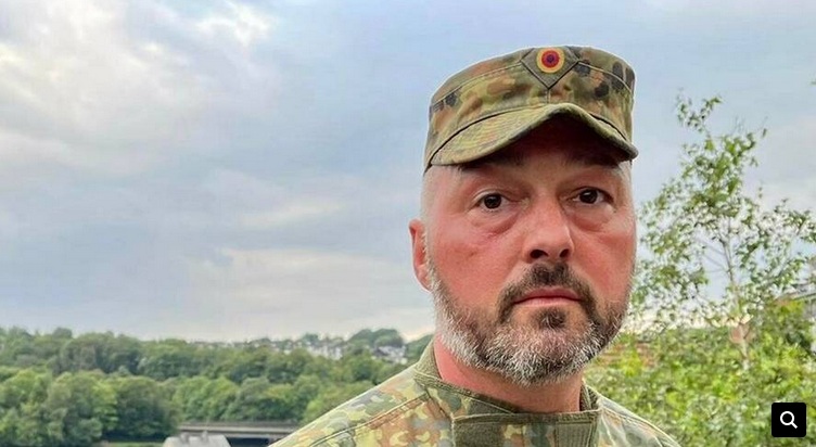 Verdacht
                            SCHLANGENGIFTimpfmord Wuppertal 3.6.2022:
                            Bundeswehrsoldat Arne Aust mit 46 tot: Der
                            Held von Beyenburg ist �berraschend
                            verstorben