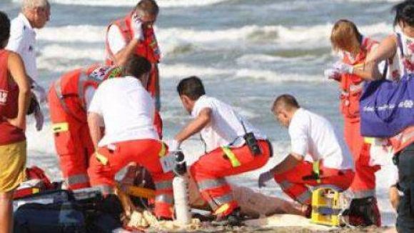 Verdacht
                  SCHLANGENGIFTimpfmord in Rimini (Italien) 14.6.2022:
                  Tourist Impfpflichtiger italienischer Tourist stirbt
                  in Rimini nach pl�tzlichem medizinischem Notfall.
                  Meldung vom 13.6.22. T�glich Meldungen �ber Todesf�lle
                  aufgrund von medizinischen Notf�llen an italienischen
                  Str�nden (orig. italiano: Malore fatale in acqua,
                  turista perde la vita in vacanza • newsrimini.it)