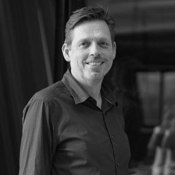 Verdacht
                  SCHLANGENGIFTimpfschaden Aachen (NRW, 4R) am
                  15.6.2022: Roboter-Ingenieur Frank Abitzsch mit ca. 50
                  weg: Wir trauern um unseren Kollegen Frank Abitzsch,
                  der pl�tzlich verstorben ist