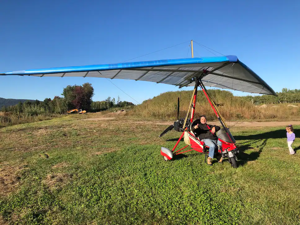 Verdacht
                  SCHLANGENGIFTimpfmord in Kanada Region Qu�bec
                  29.7.2022: Qu�bec: Herztoter Pilot zerschellt mit
                  seinem Ultra-Leichtflugzeug. 28.7.22. (orig. fran�ais:
                  Mont�r�gie: un pilote s’�crase et p�rit sous les yeux
                  de sa famille - Le septuag�naire aurait eu un malaise
                  cardiaque, selon son fils)