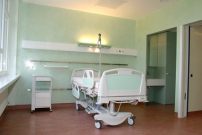 Un cuarto de
                                hospital con el color verde marino /
                                verde pastel generalmente aclara el
                                ánimo