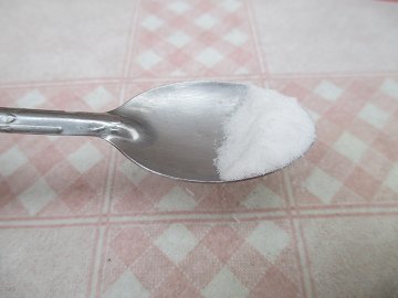 B�rax en una
                cucharita, la dosis para 1 Litro de soluci�n curativa