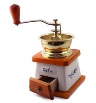 3-1-2025: petit moulin pour
                poudre de coquille d’�uf pour 12 euros