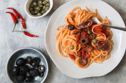 Spaghetti alla puttanesca with olives + capers
