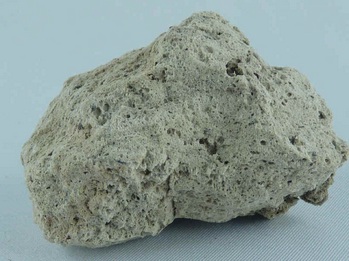 Roca toba de la
                  localidad de Mendig en las monta�as de Eifel
                  (Alemania)