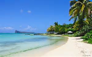 Playa con arena del mar,
                  Mauritius