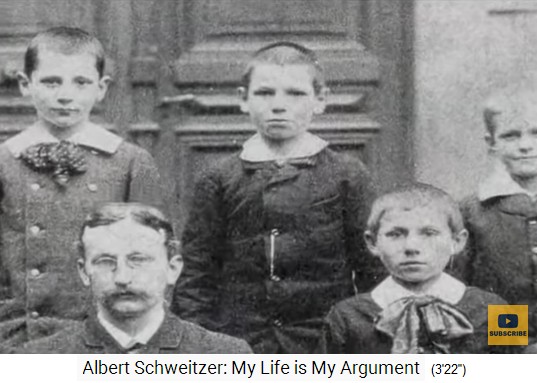Albert Schweitzer als Schulbub 01,
                    im Klassenfoto