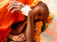 Schwache
                Patientin in Afrika