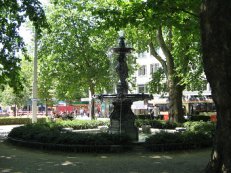 Fountains of
                            Zurich: big fountain at Stadelhofen Square