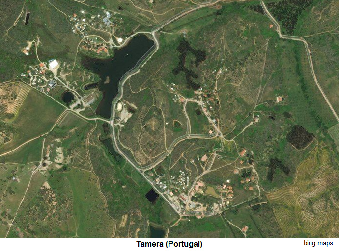 Satellitenfoto von Tamera mit
              mehreren Seen, bing maps Dezember 2018