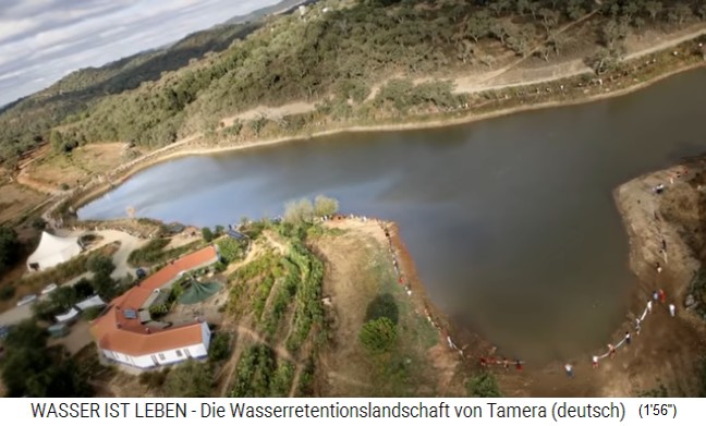 Tamera (Portugal) Luftaufnahme von 2009 mit See
                    1 Wasserbecken, rundrum noch kahle Berge 02