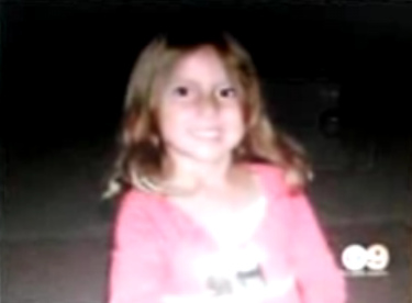 La ni�a Katya
                        Todesco (5 a�os) de Simi Valley (California),
                        retrato [74]