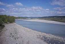 Der
                    Fluss Durance bei Manosque