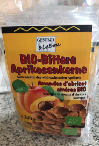 Bitter apricot kernels from Germany: tiny traces of cyanide destroy cancer cells but leave the good cells living