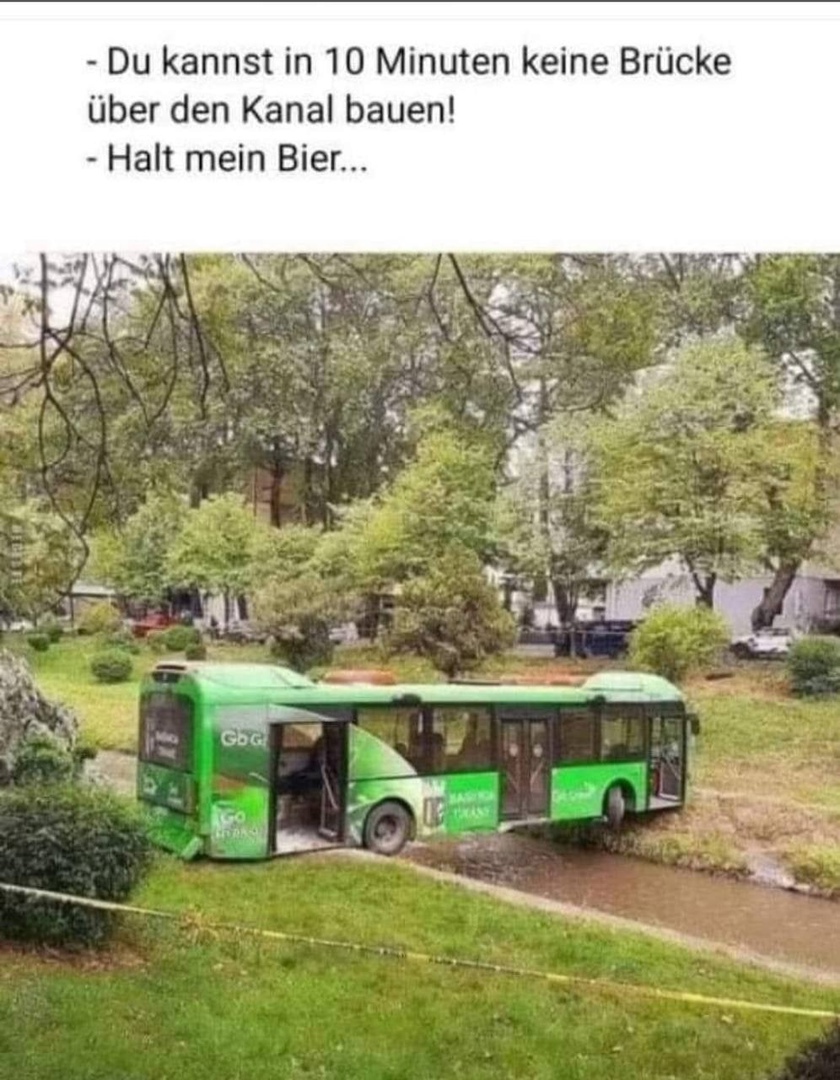 4R irgendwo?
                            29.2.2024: Ein alter Bus wird
                            Fussg�ngerbr�cke