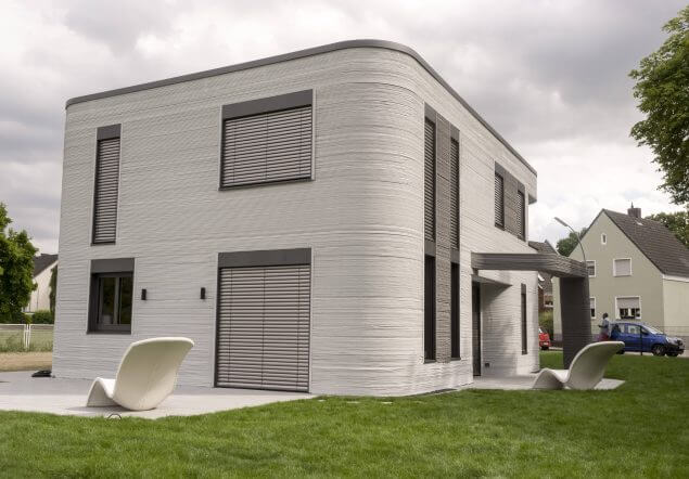 Architektur in Lünen (NRW,
4R) am 28.12.2024: Häuser aus dem
3D-Drucker: 3D-Betondruck mit
"Druckbeton": Revolution
im Wohnungsbau: Deutschlands erstes
3D-gedrucktes Mehrfamilienhaus Architektur in Lünen (NRW, 4R)
am 28.12.2024: Häuser aus dem
3D-Drucker: 3D-Betondruck mit
"Druckbeton": Revolution
im Wohnungsbau: Deutschlands erstes
3D-gedrucktes Mehrfamilienhaus