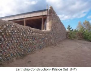 Killaloe, Bau 21: Bau einer
                                  Aludosen-Aussenwand