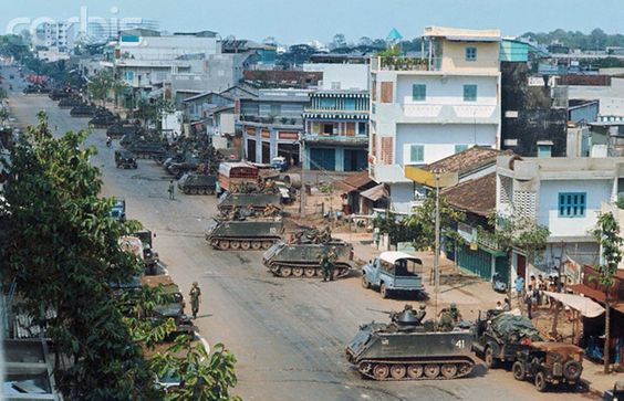 La OTAN criminal en Saigón en el barrio chino
              de Cholón