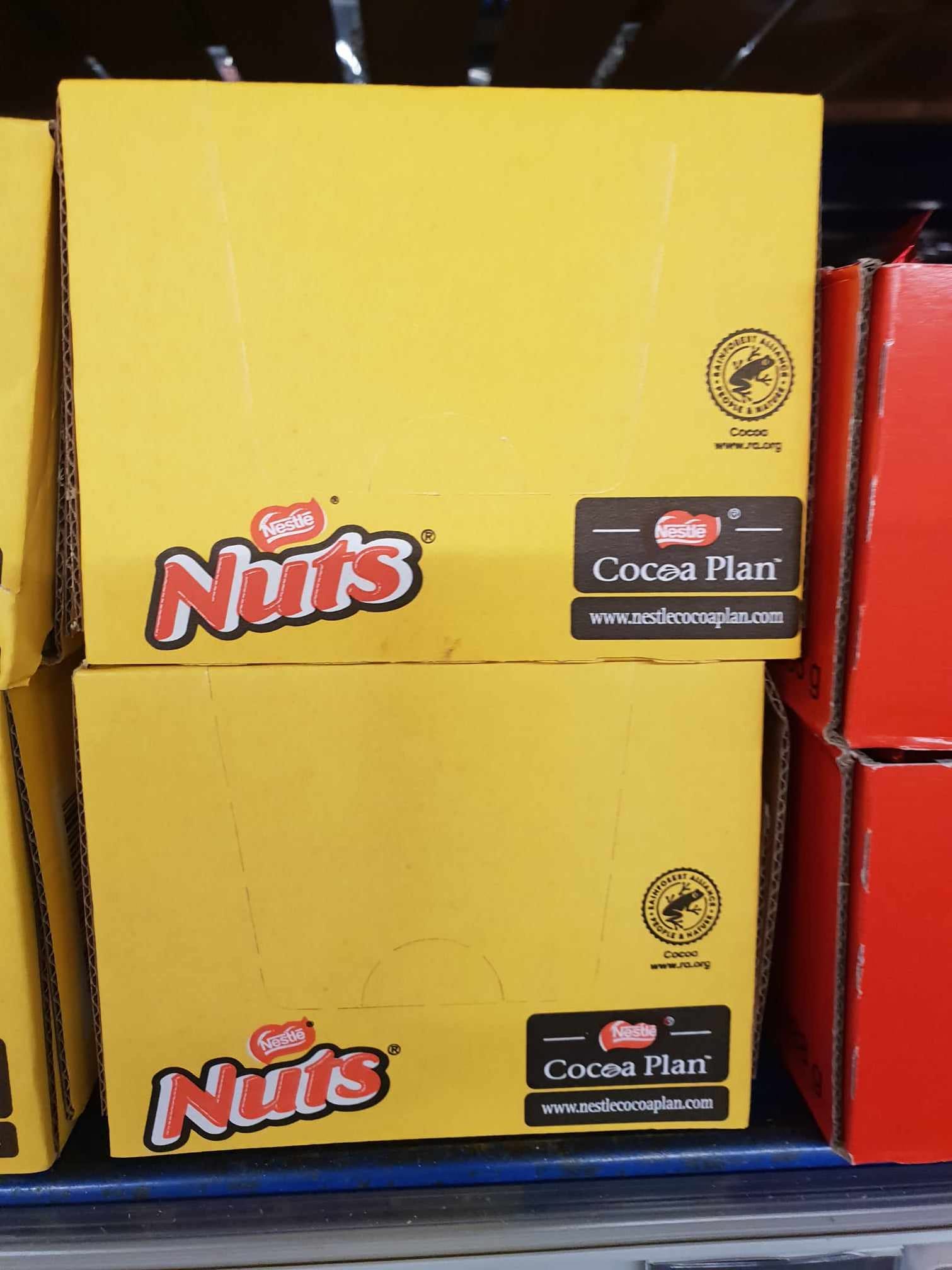 Nestlé in Deutschland: Der Giftfrosch
                      (Pfeilgiftfrosch) ist auch auf dem
                      Schokoladen-Nussprodukt "Nuts"