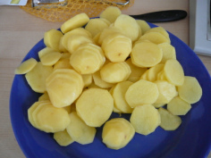 Wer mit Amalgamf�llungen heisse
                                Kartoffeln kaut, bekommt automatisch
                                einen hohen Quecksilberschub durch die
                                Hitze und das Kauen.